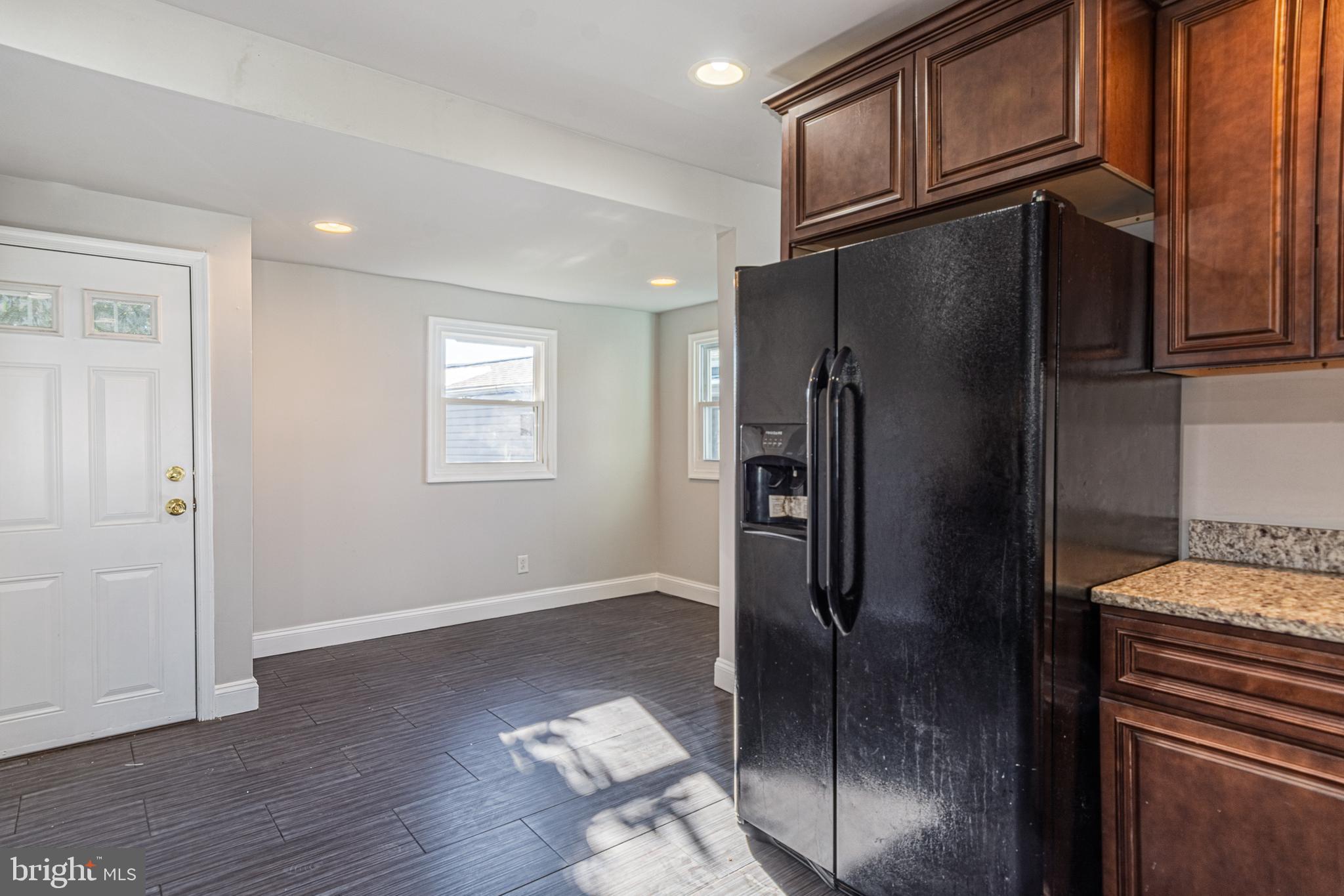 117 Avon Beach Road Baltimore, MD 21222 - Photo 17 of 41 Gallery Image 17