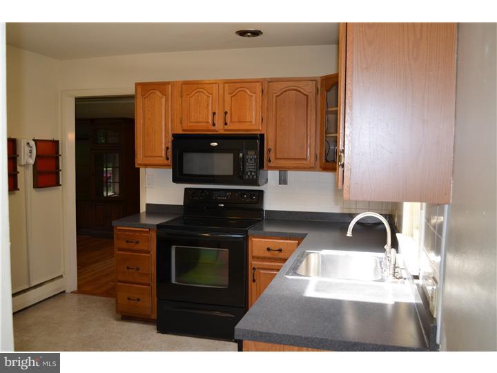 4 Dolington Road Yardley, PA 19067 - Photo 5 of 13 Gallery Image 5