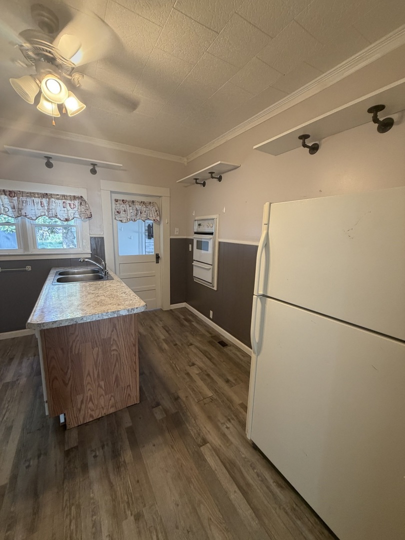 405 South State Street Christopher, IL 62822 - Photo 11 of 22 Gallery Image 11