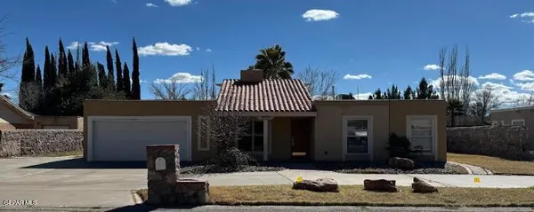 $424,950 | 304 Rio Estancia Drive, El Paso, TX 79932