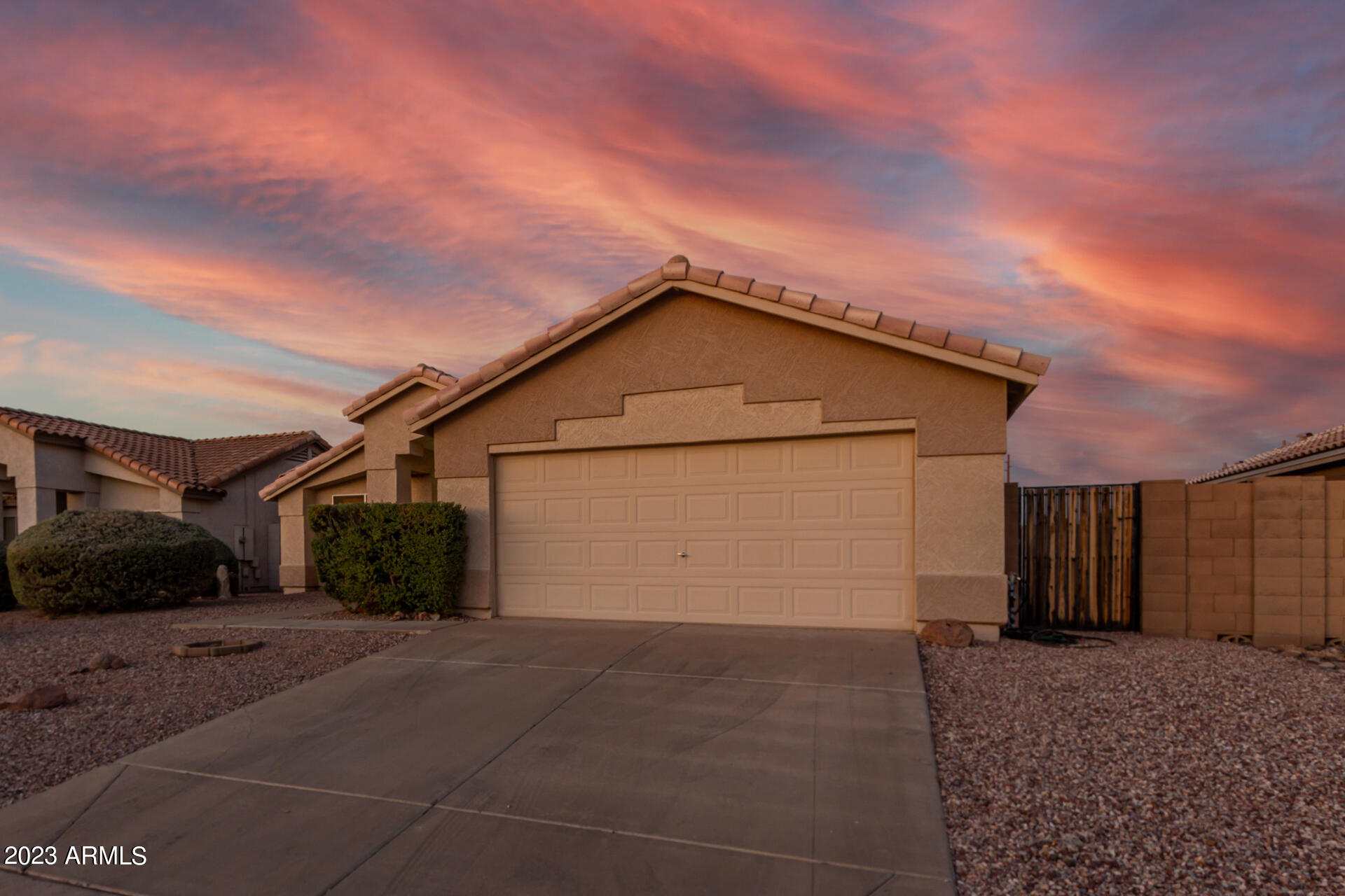 745 South Del Rancho Mesa, AZ 85208 - Photo 2 of 45 02 - Del Rancho