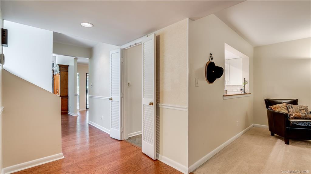 105 Ridgeport Road Lake Wylie, SC 29710 - Photo 12 of 40 Gallery Image 12