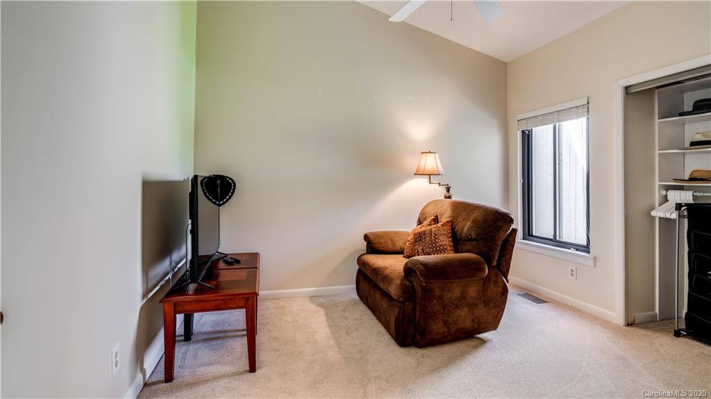 105 Ridgeport Road Lake Wylie, SC 29710 - Photo 28 of 40 Gallery Image 28