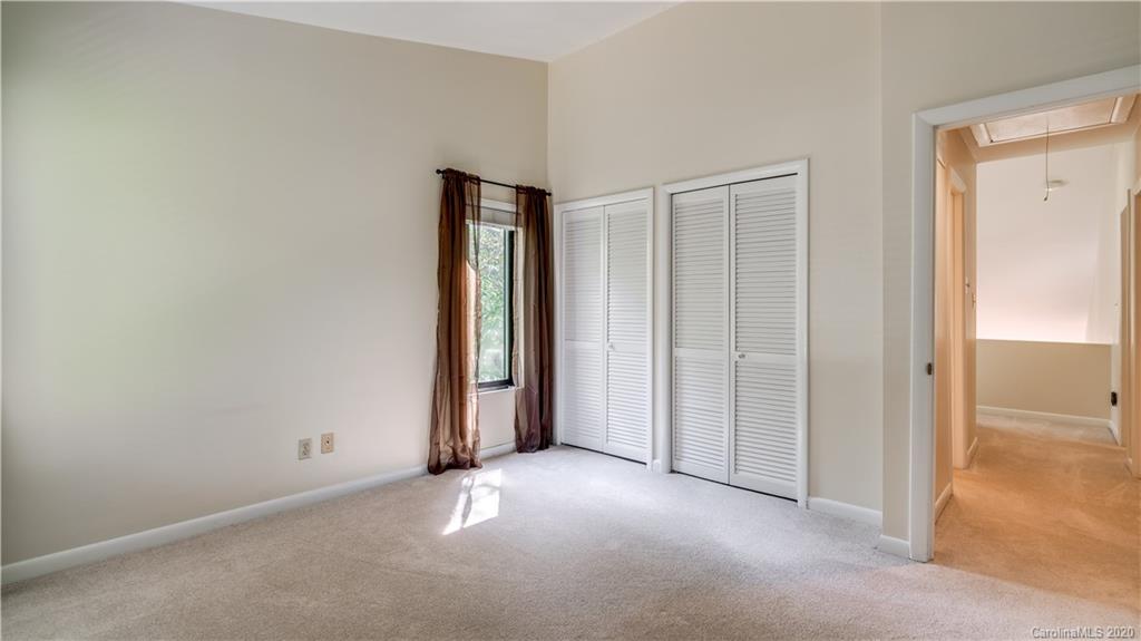105 Ridgeport Road Lake Wylie, SC 29710 - Photo 30 of 40 Gallery Image 30