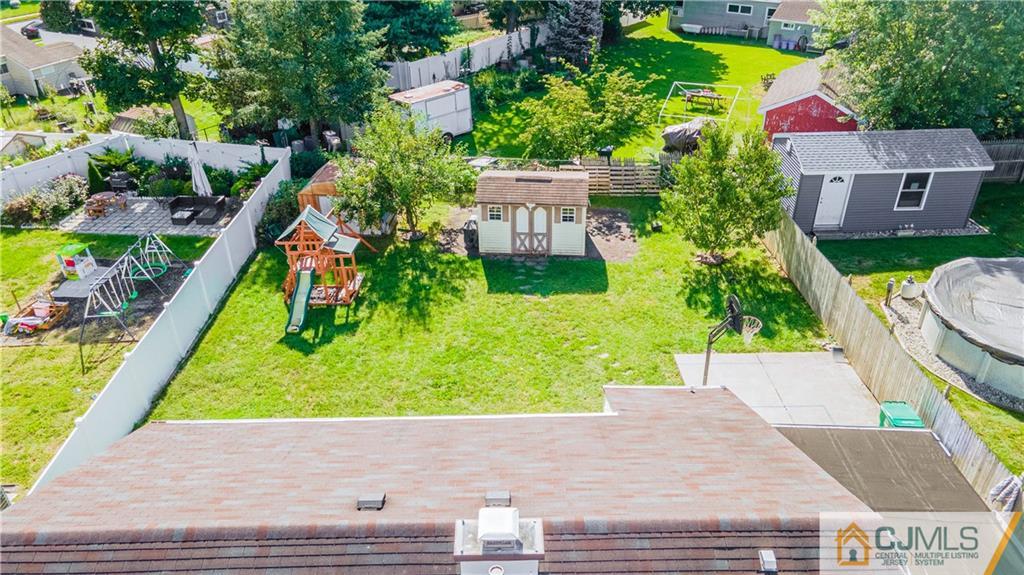 18 Windsor Road Edison, NJ 08817 - Photo 3 of 25