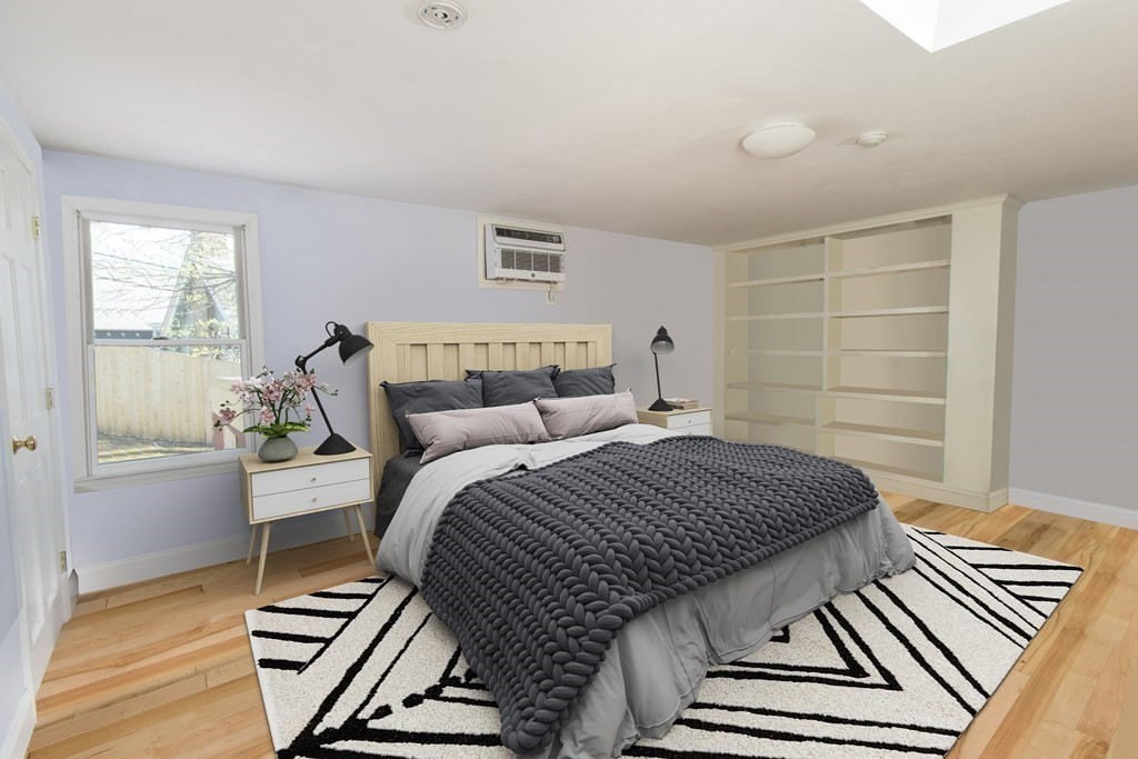 56 Colbourne Crescent Brookline, MA 02445 - Photo 5 of 9