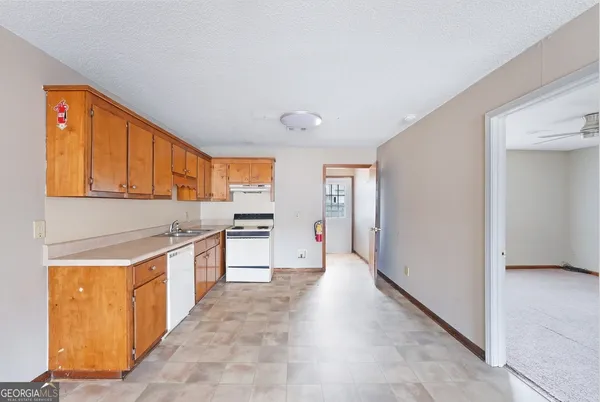 $1,350 | 124 Evergreen Trail Southeast, Unit C, Cartersville, GA 30121