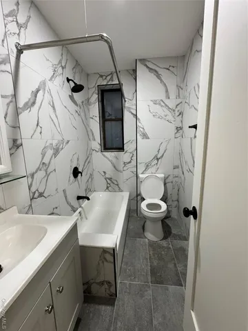 $129,000 | 2925 Matthews Avenue, Unit 2H | Olinville