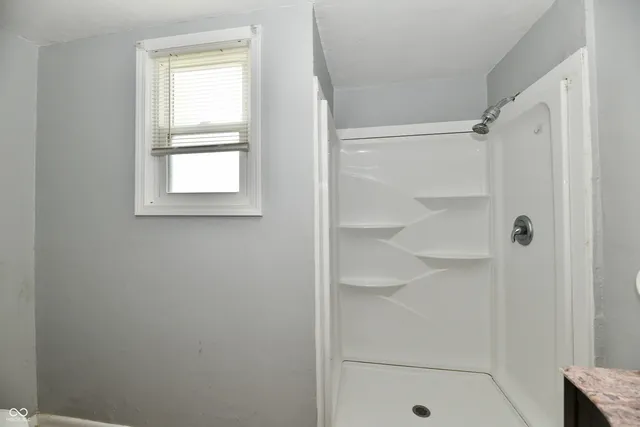 $109,000 | 1304 South H Street, Elwood, IN 46036