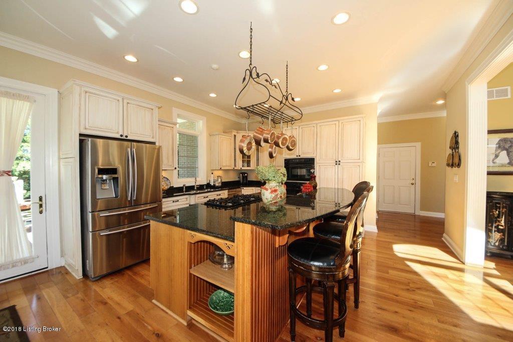 3310 Overlook Ridge Road Prospect, KY 40059 - Photo 19 of 61 BREAKFAST ISLAND