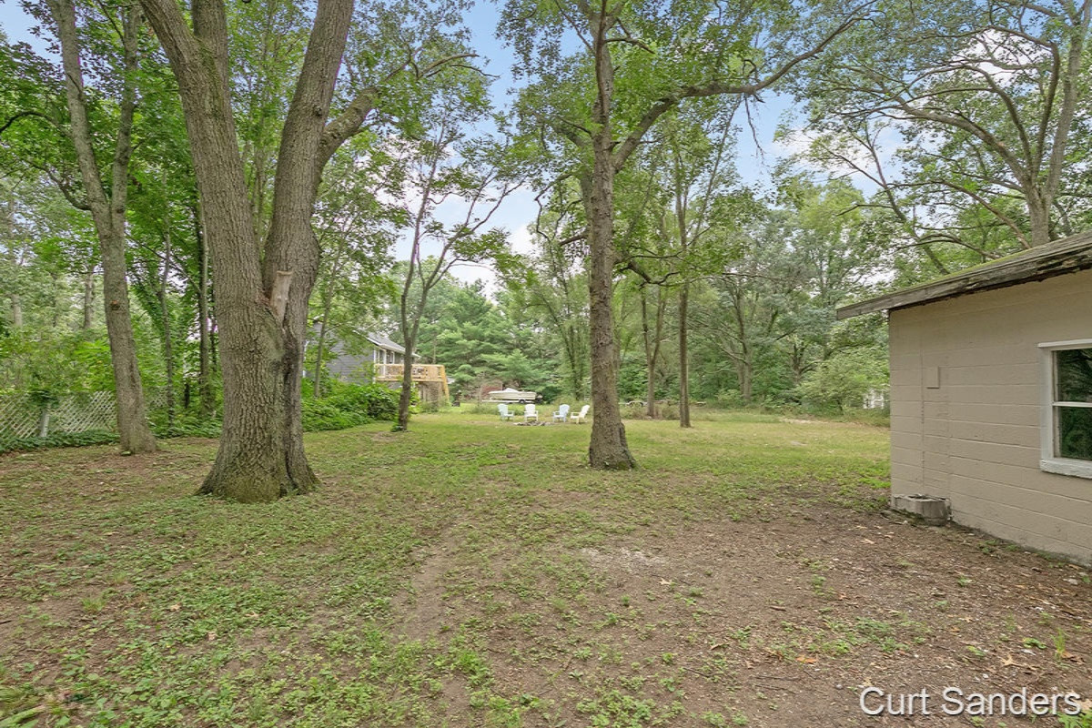 2673 MacArthur Road Muskegon, MI 49442 - Photo 17 of 19 IMG_2693