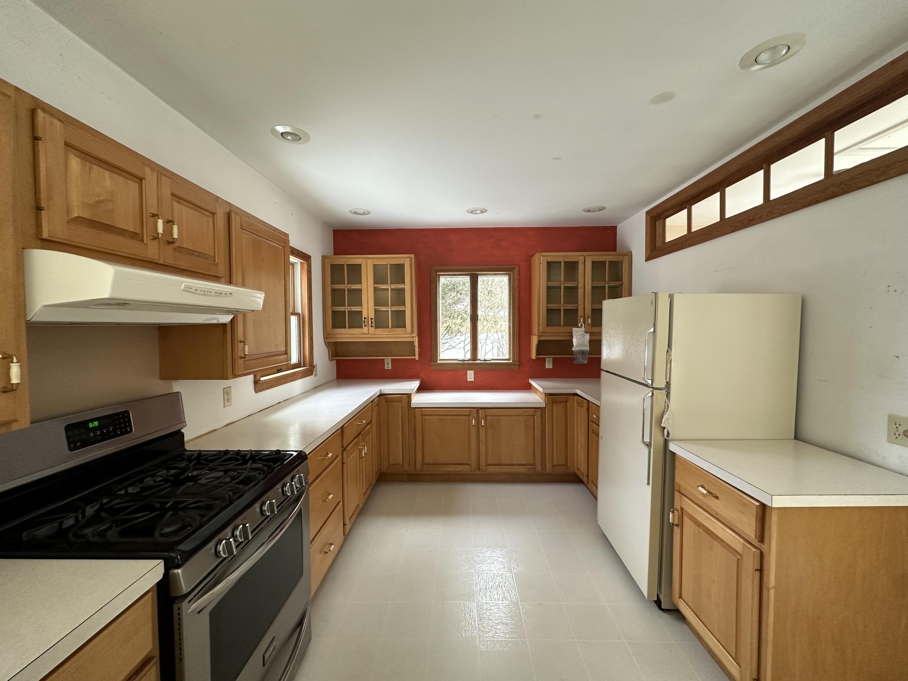 92 Oyster River Road Thomaston, ME 04861 - Photo 8 of 21 92 oyster river kitchen 3