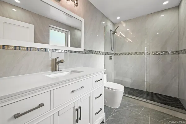 $2,790,000 | 32-35 164th Street | Murray Hill - Flushing