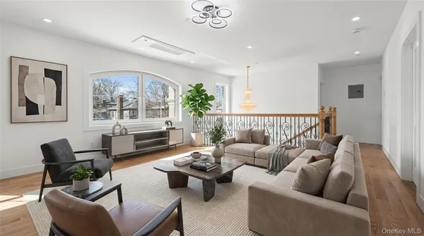 $2,790,000 | 32-35 164th Street | Murray Hill - Flushing