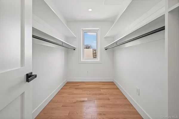 $2,790,000 | 32-35 164th Street | Murray Hill - Flushing