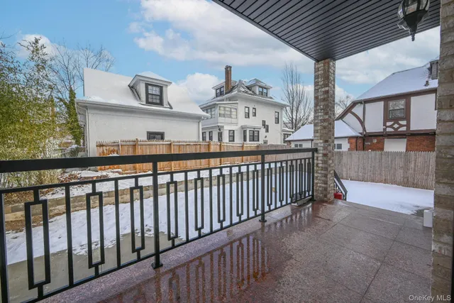 $2,890,000 | 32-35 164th Street | Murray Hill - Flushing