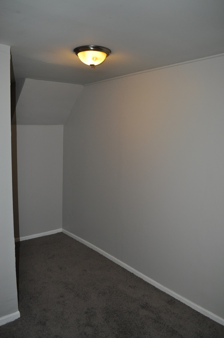 6607 South Marquette Road Chicago, IL 60637 - Photo 16 of 21