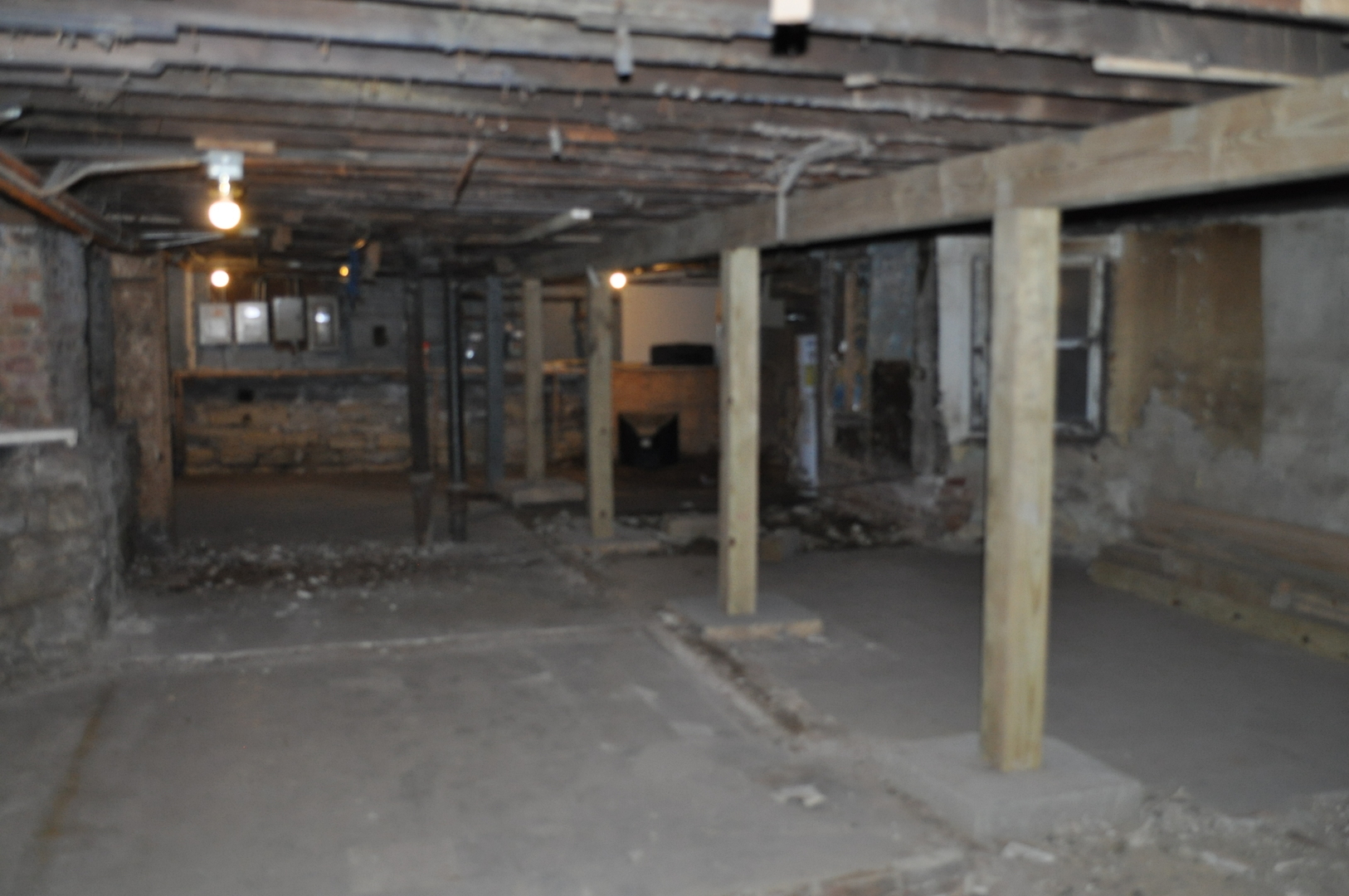 6607 South Marquette Road Chicago, IL 60637 - Photo 17 of 21