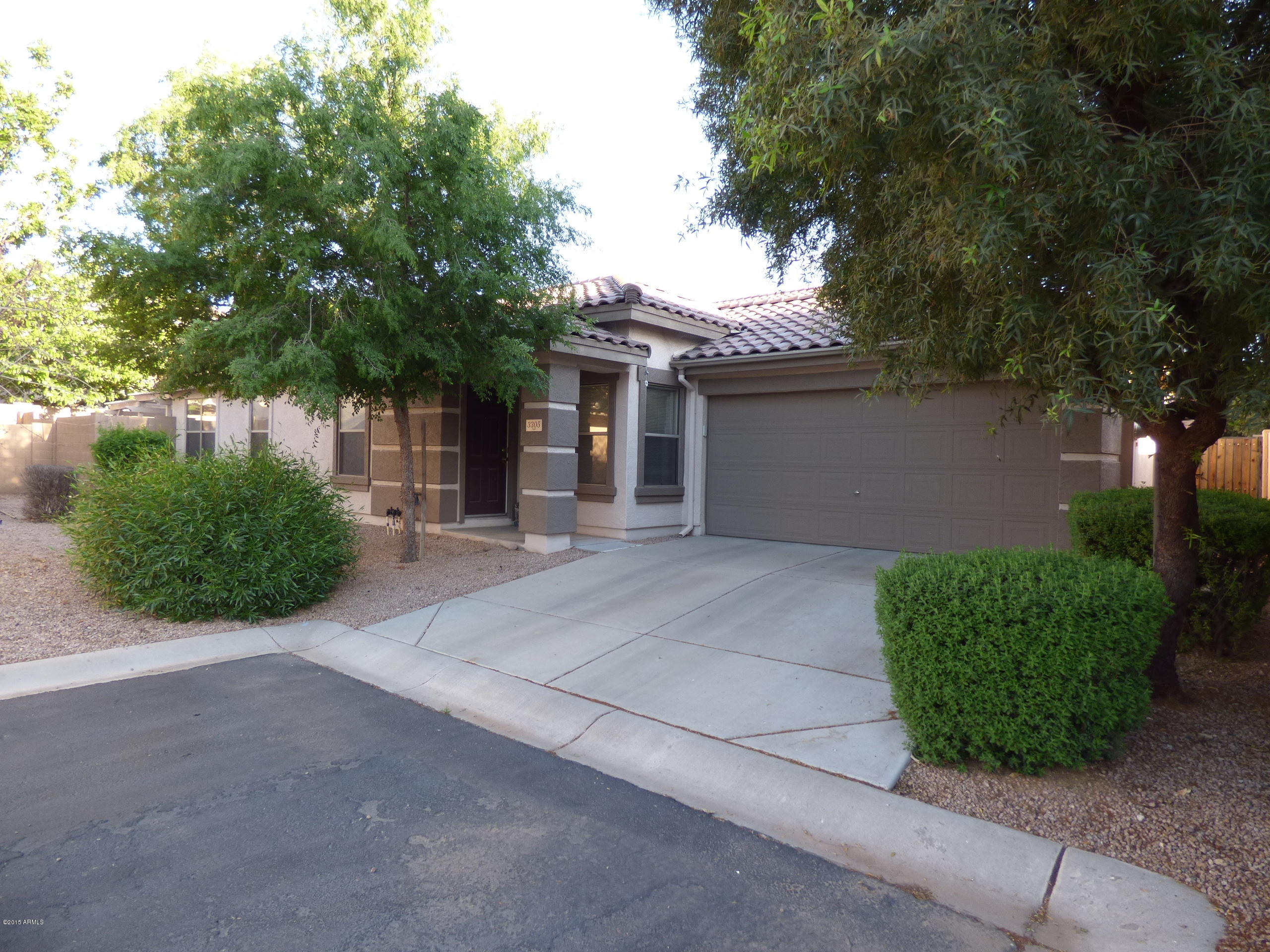 3305 South Chaparral Road Apache Junction, AZ 85119 - Photo 1 of 20 front2