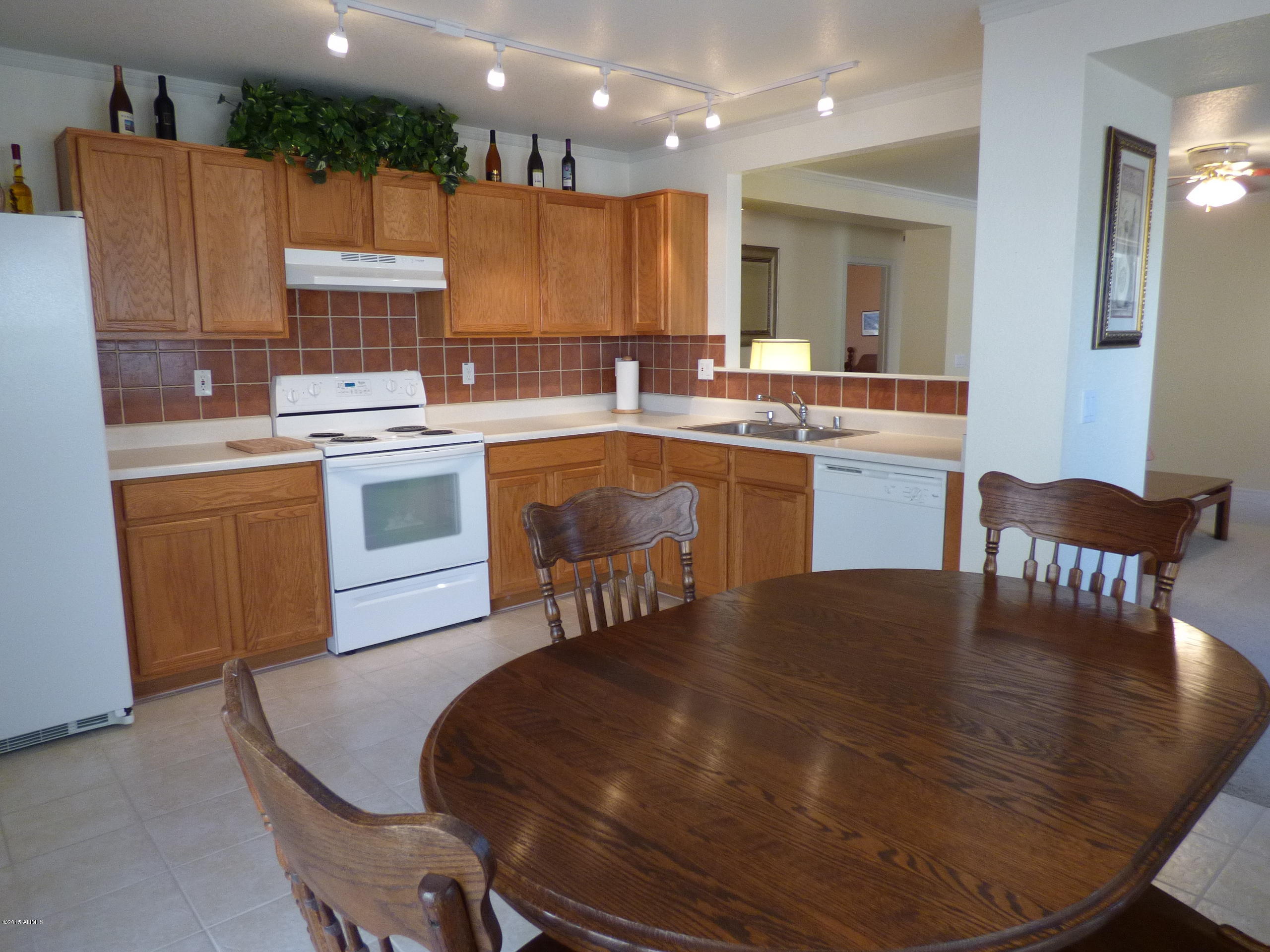 3305 South Chaparral Road Apache Junction, AZ 85119 - Photo 4 of 20 P1000814.JPG