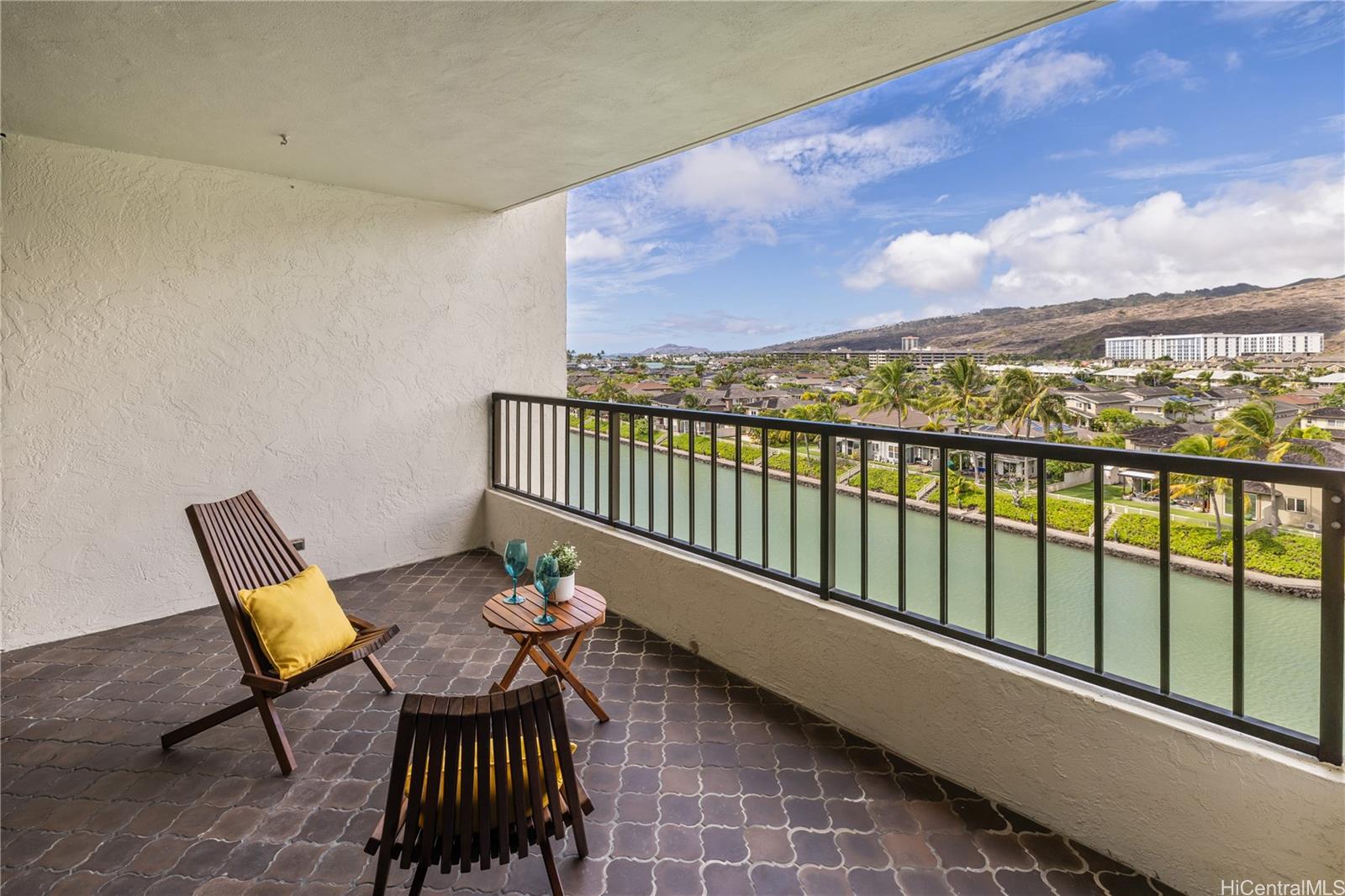 500 Lunalilo Home Road, Unit 16G Honolulu, HI 96825 - Photo 4 of 25 Enjoy the outdoors with this private lanai
