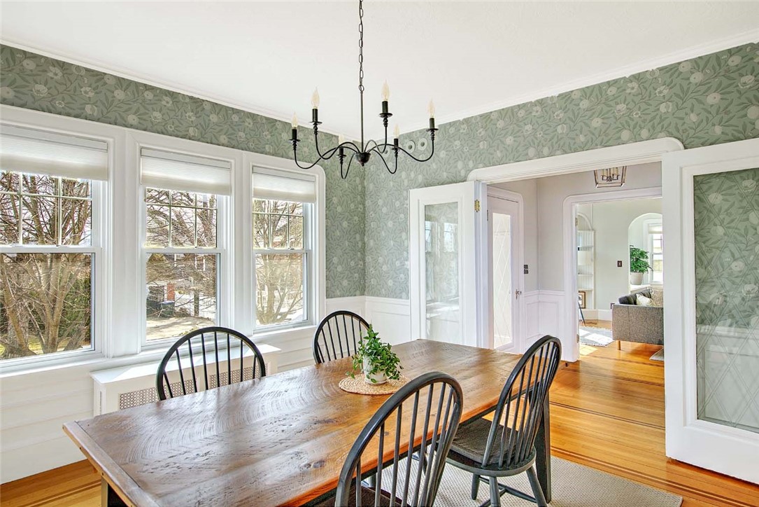 12 Holly Street Providence, RI 02906 - Photo 11 of 44