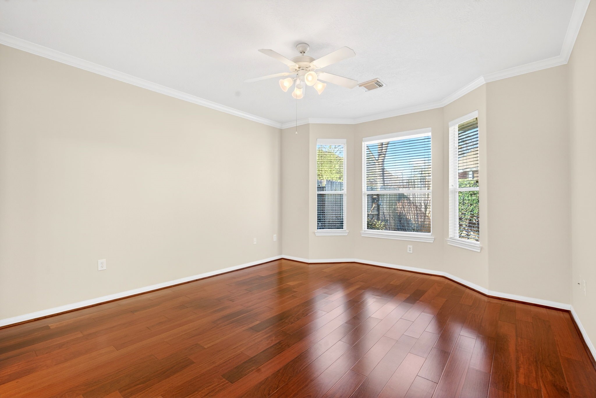 15 Paddington Way Conroe, TX 77384 - Photo 12 of 33