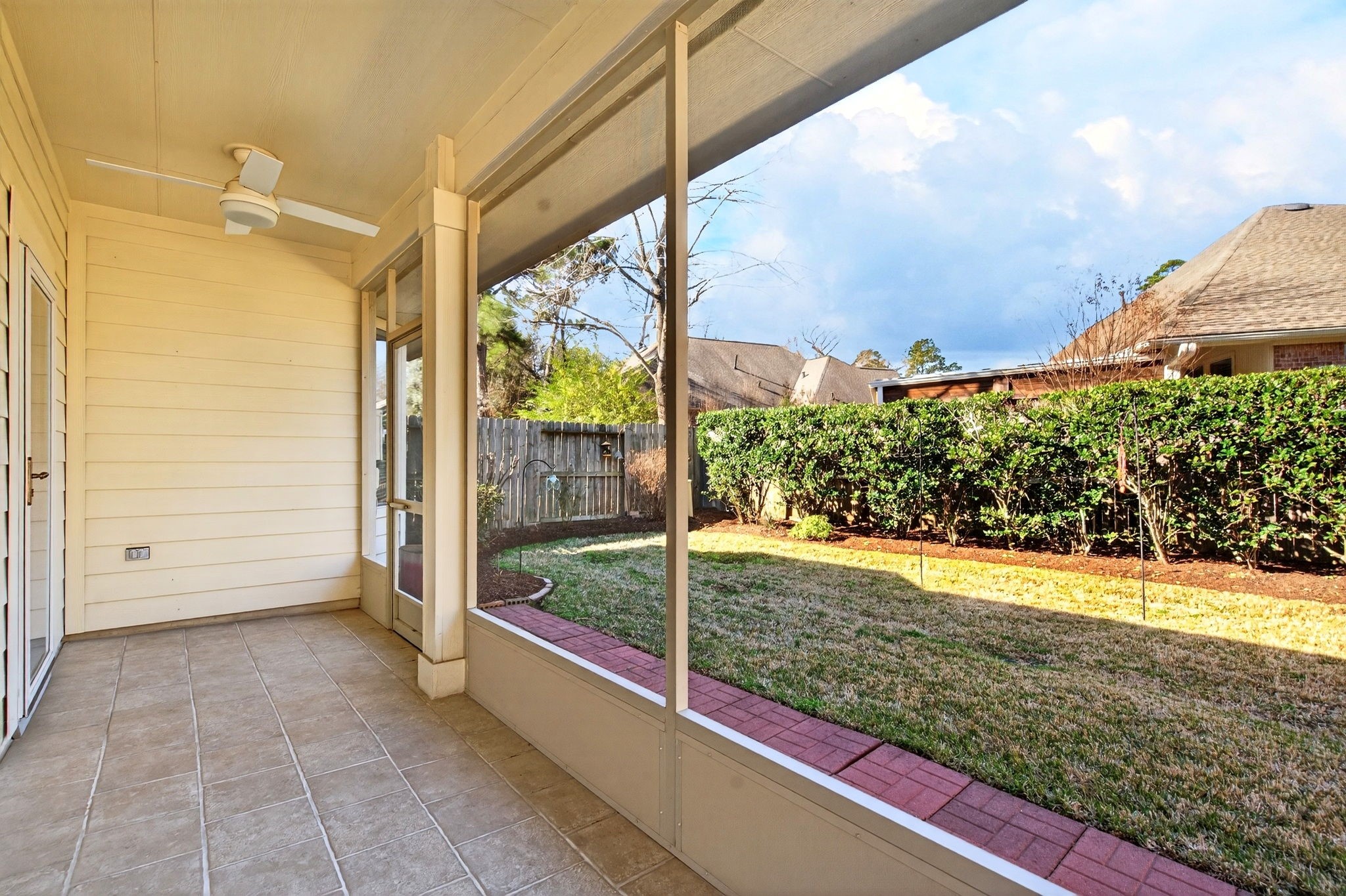 15 Paddington Way Conroe, TX 77384 - Photo 28 of 33