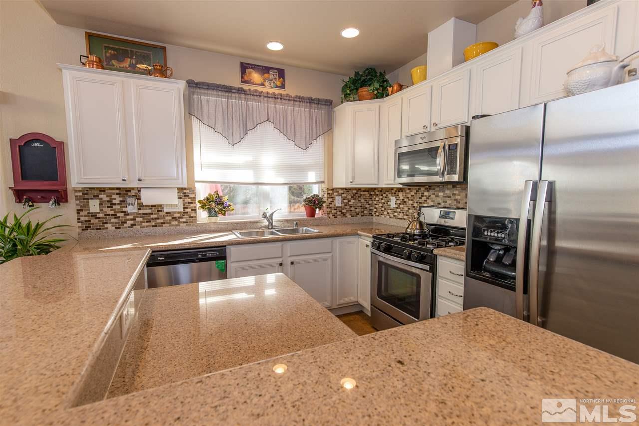 1001 Floral Ridge Way Sparks, NV 89436 - Photo 7 of 23 Photo 7