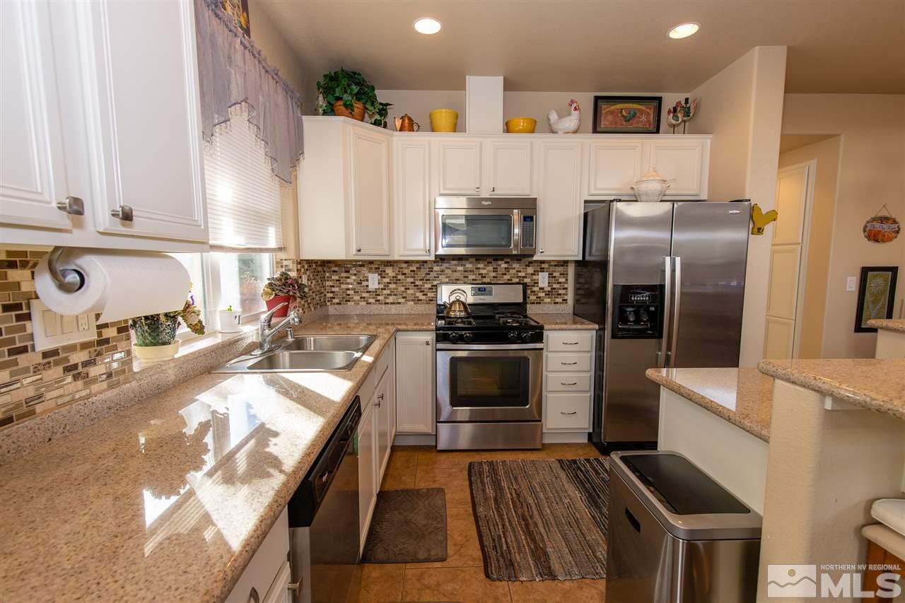 1001 Floral Ridge Way Sparks, NV 89436 - Photo 8 of 23 Photo 8