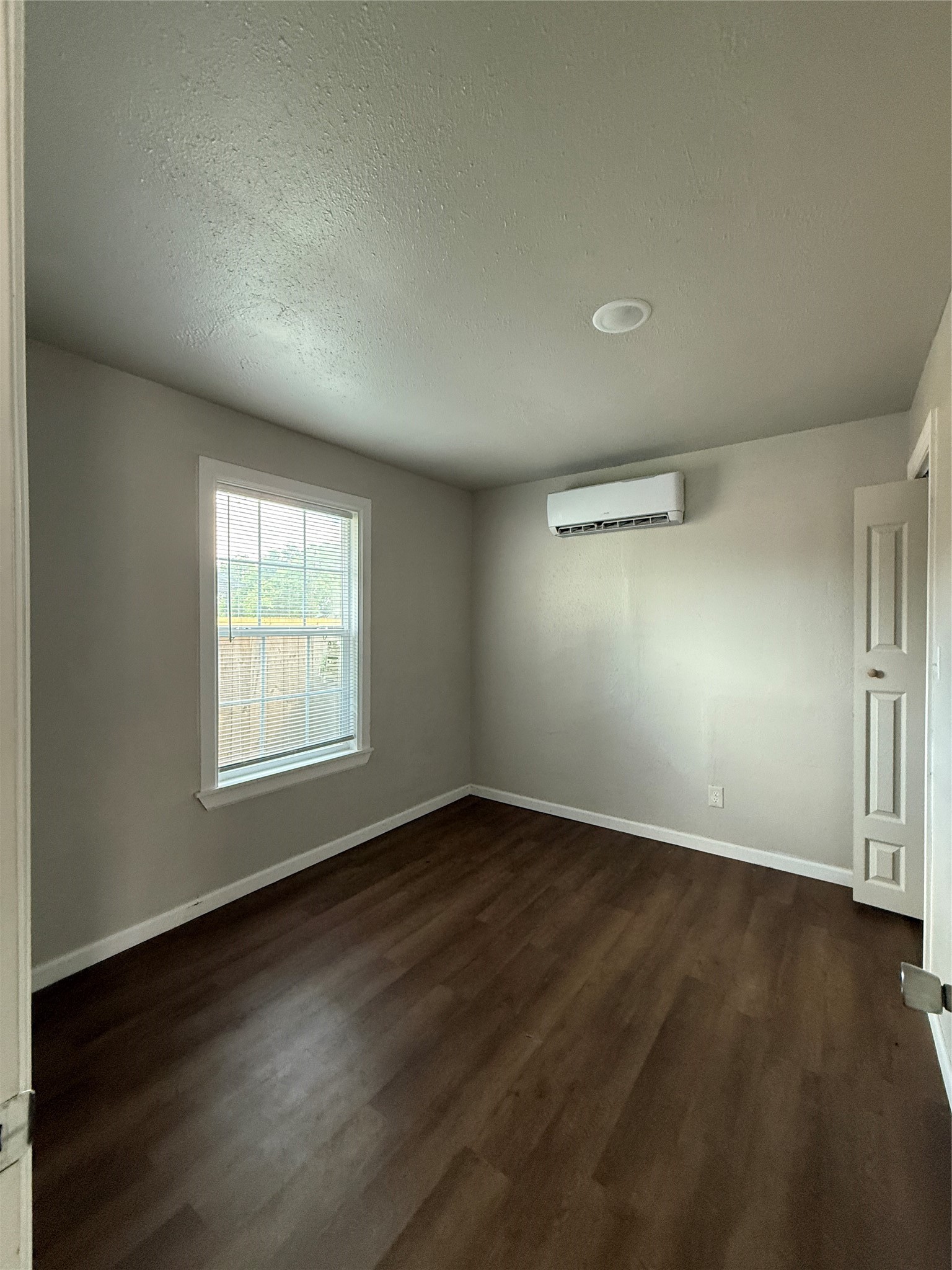 8510 Safeguard Street, Unit 2 Houston, TX 77051 - Photo 13 of 16