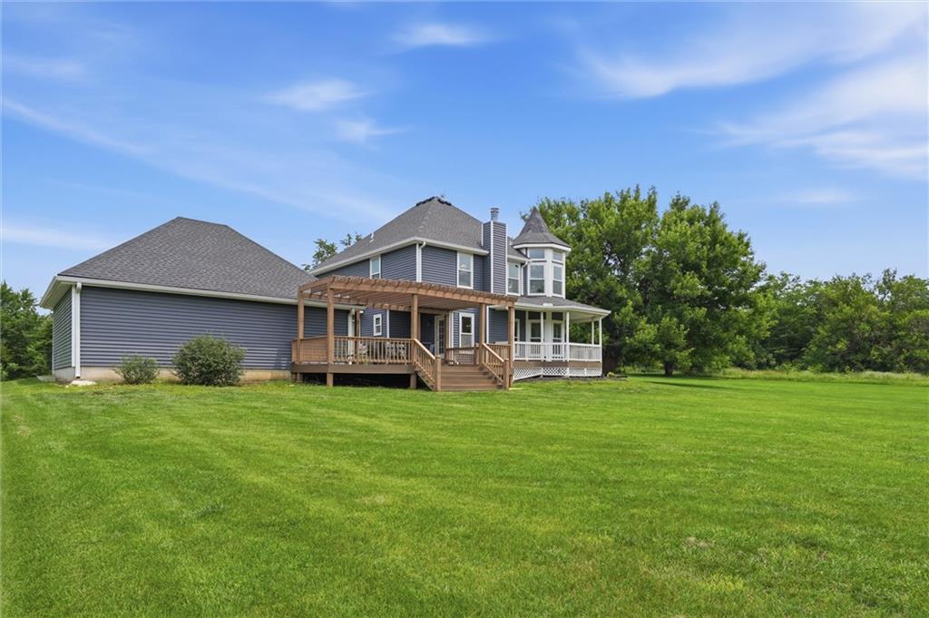 25290 Quivira Road Louisburg, KS 66053 - Photo 37 of 41