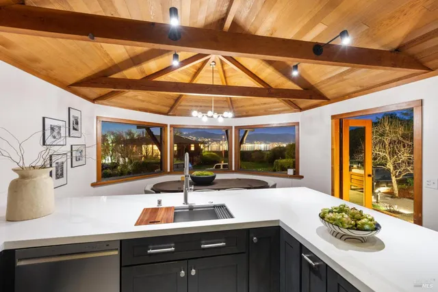 $3,495,000 | 7 Palmer Court, Tiburon, CA 94920