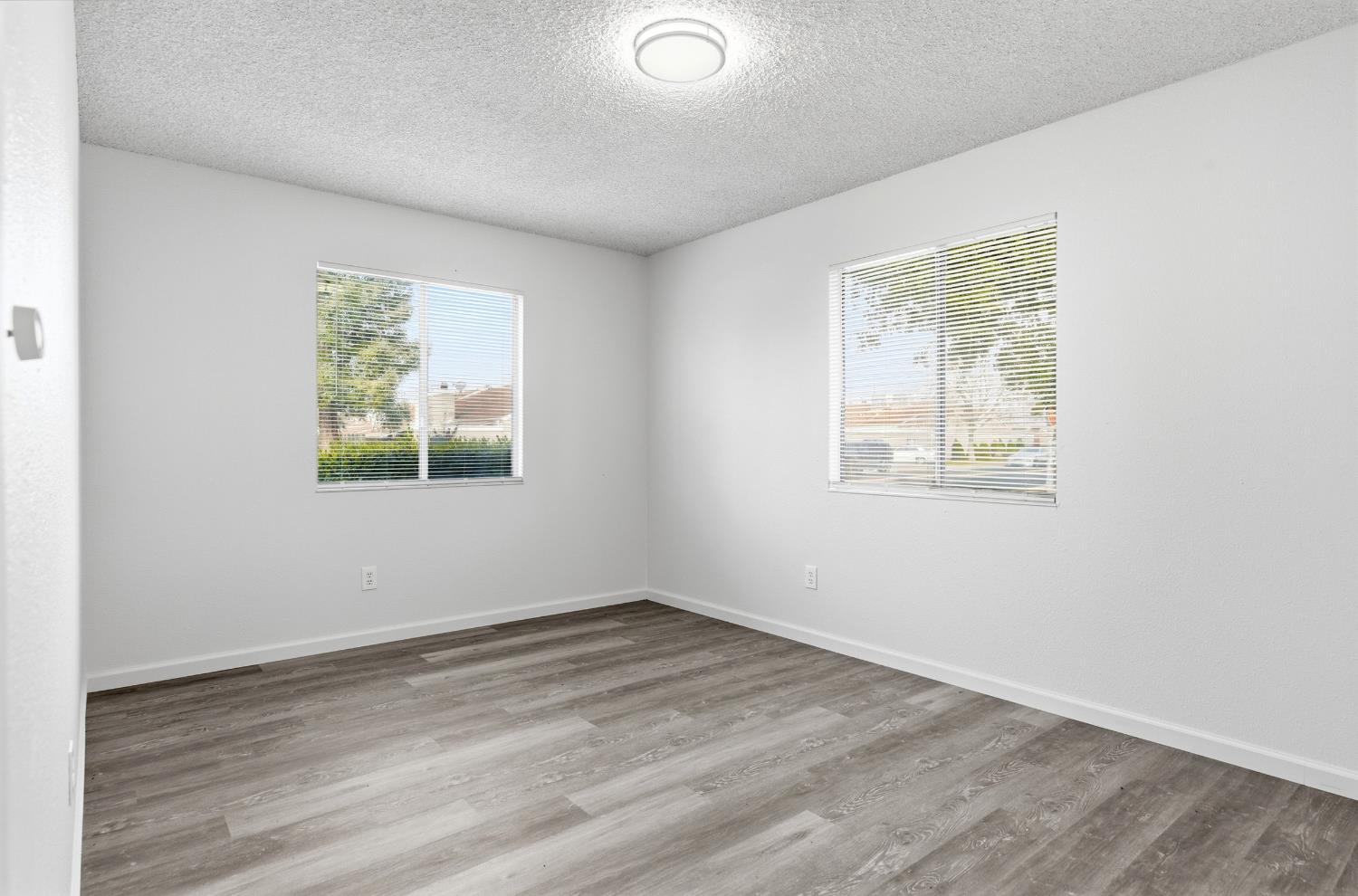 1802 Rockford Avenue Modesto, CA 95355 - Photo 22 of 39