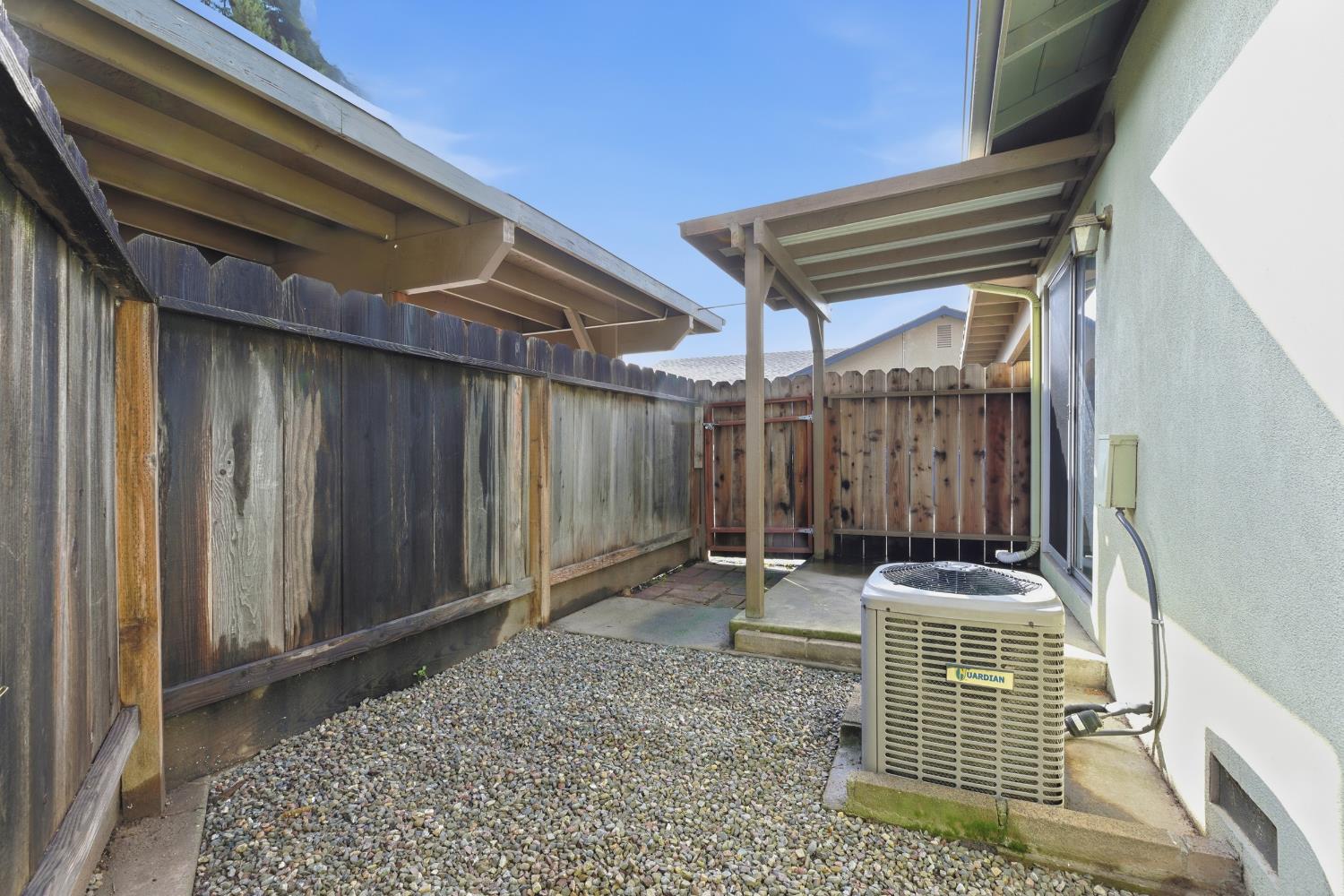 1802 Rockford Avenue Modesto, CA 95355 - Photo 35 of 39