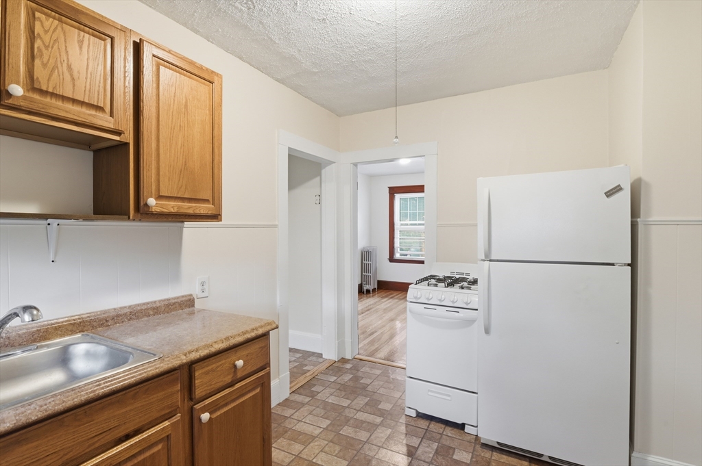 60 Raycroft Street, Unit R1 Quincy, MA 02169 - Photo 8 of 16