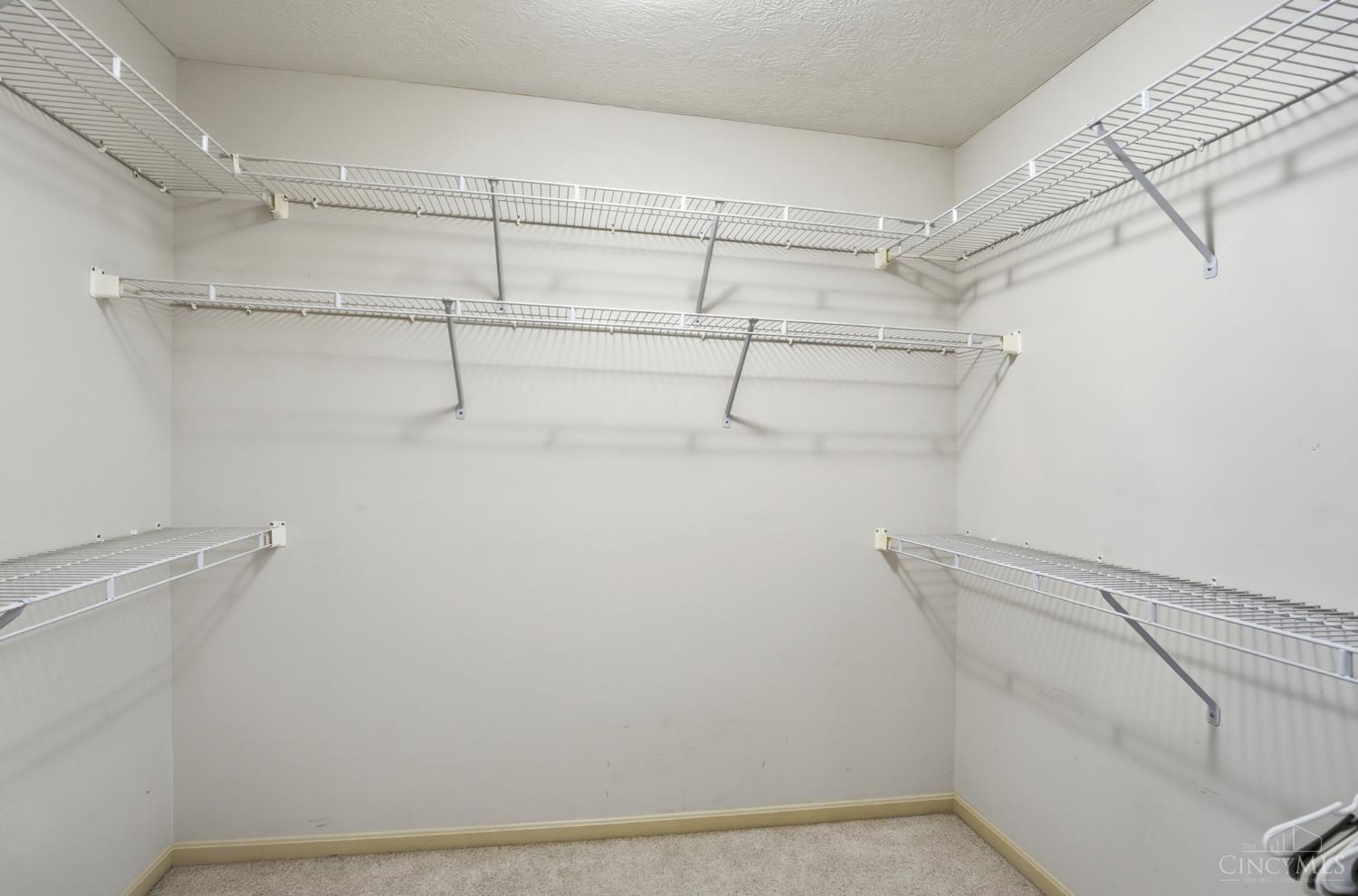 3675 West Galbraith Road, Unit 16 Cincinnati, OH 45247 - Photo 33 of 50