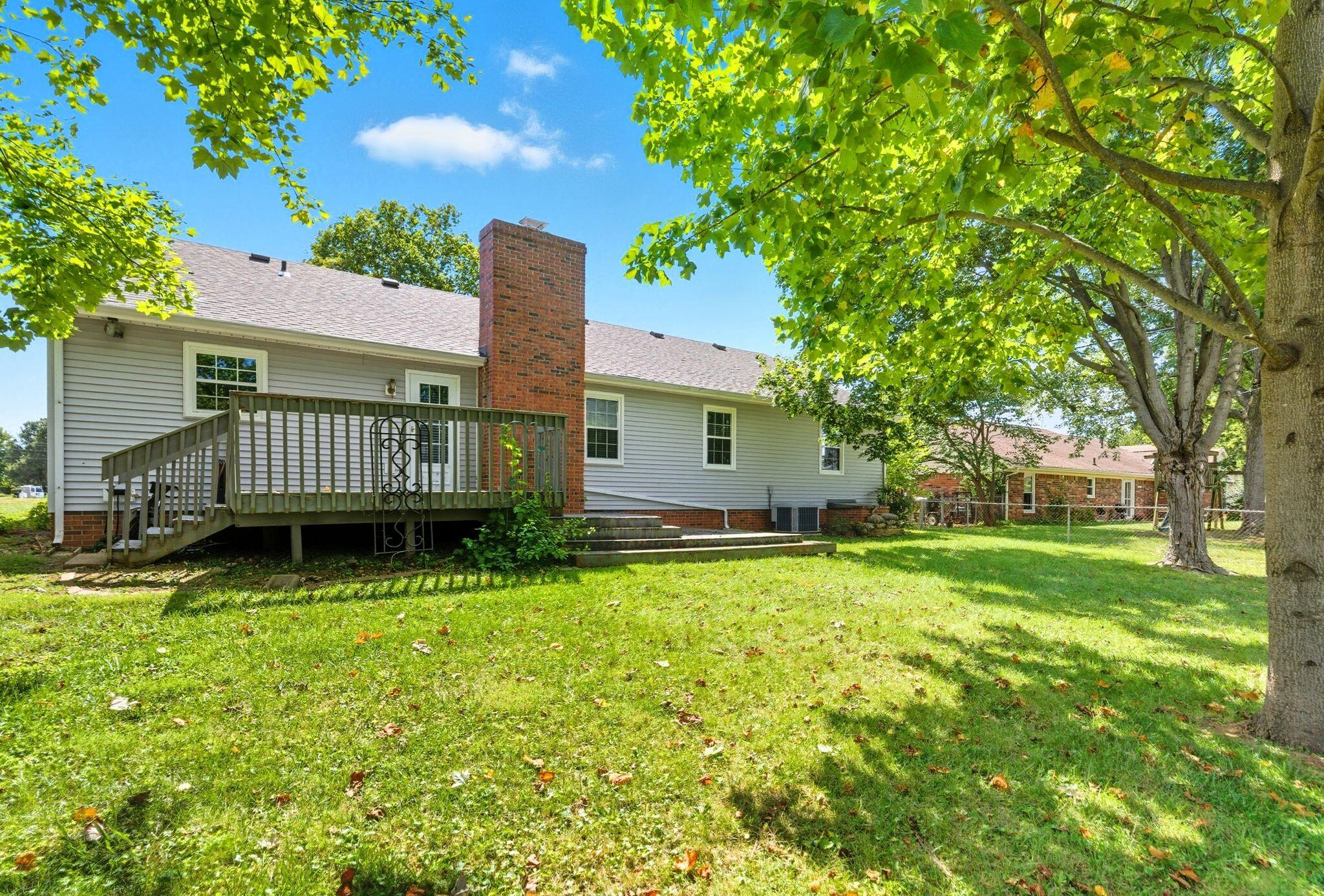 414 Normandy Road Versailles, KY 40383 - Photo 4 of 30 34_033_DSC07745
