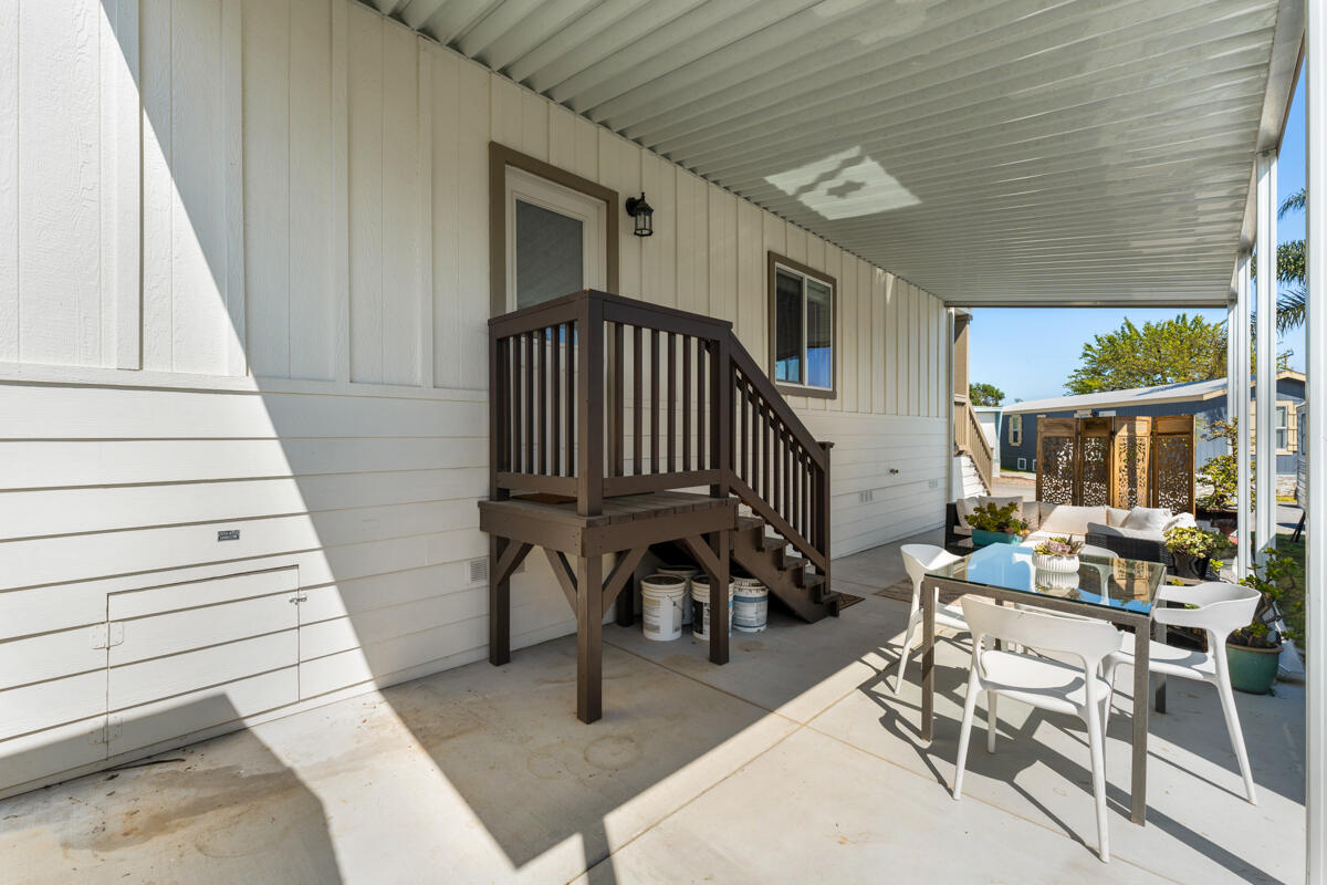 7368 Hollister Avenue, Unit SPC 37 Goleta, CA 93117 - Photo 13 of 19 _ROY0343