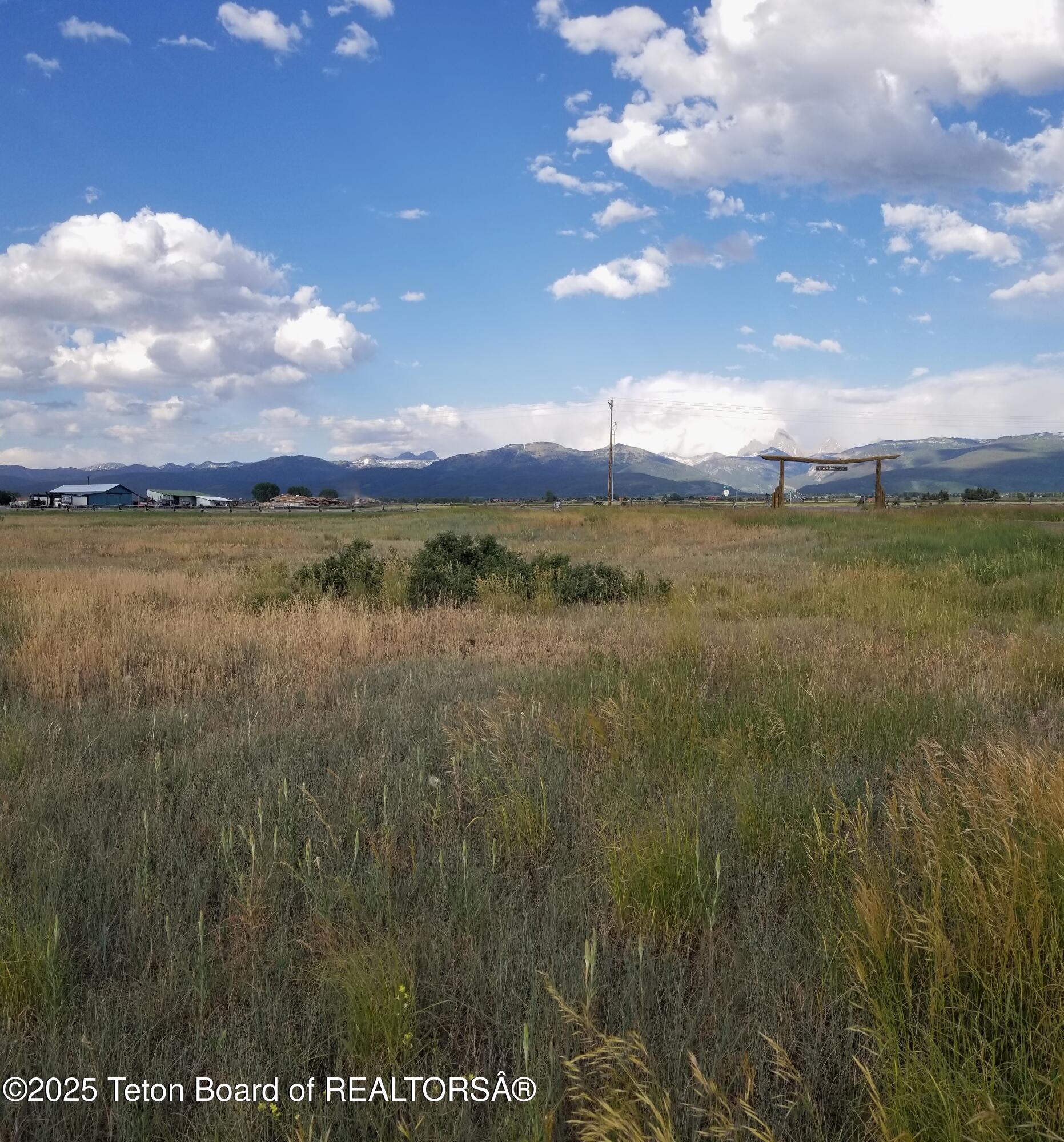 540 Dry Creek Trail Driggs, ID 83422 - Photo 8 of 18 20250626_DRY2