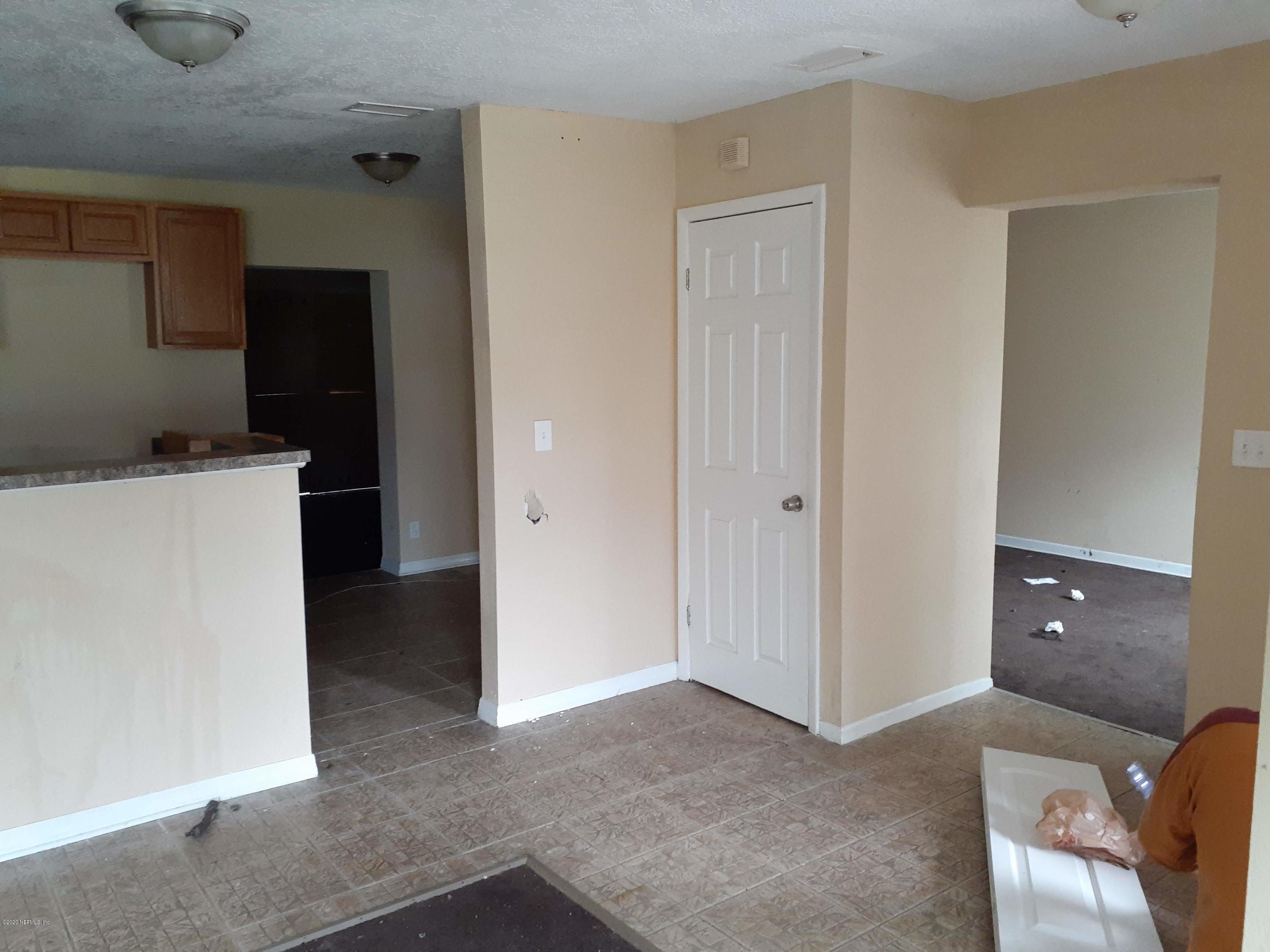 7972 Denham Road West Jacksonville, FL 32208 - Photo 13 of 86 20201031_115925
