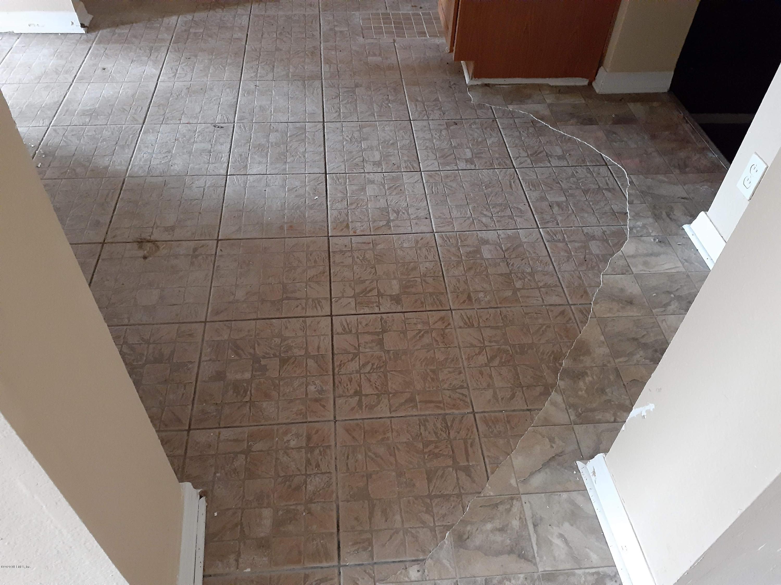 7972 Denham Road West Jacksonville, FL 32208 - Photo 20 of 86 20201031_120008