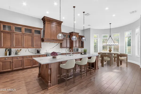 $1,890,000 | 2457 East Amber Lane, Gilbert, AZ 85296