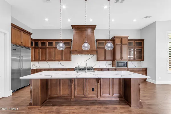 $1,890,000 | 2457 East Amber Lane, Gilbert, AZ 85296
