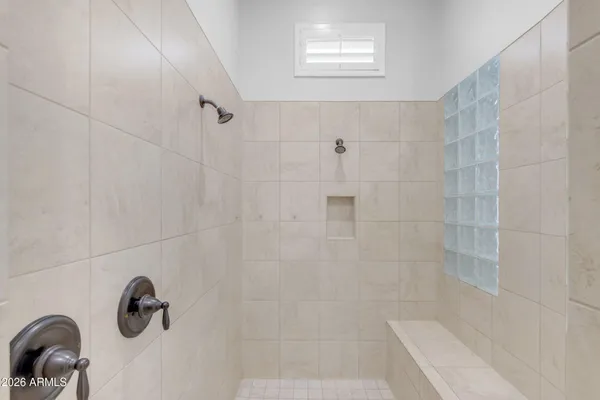 $1,890,000 | 2457 East Amber Lane, Gilbert, AZ 85296