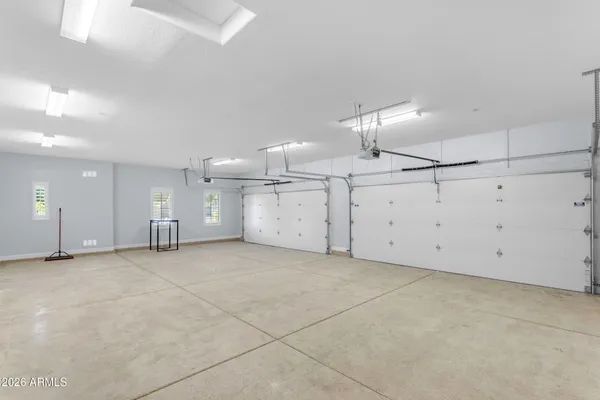 $1,890,000 | 2457 East Amber Lane, Gilbert, AZ 85296