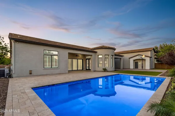 $1,890,000 | 2457 East Amber Lane, Gilbert, AZ 85296