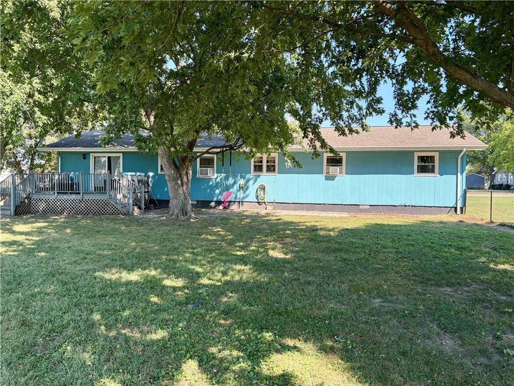 327 West Samuel Street Assumption, IL 62510 - Photo 5 of 31 Gallery Image 5