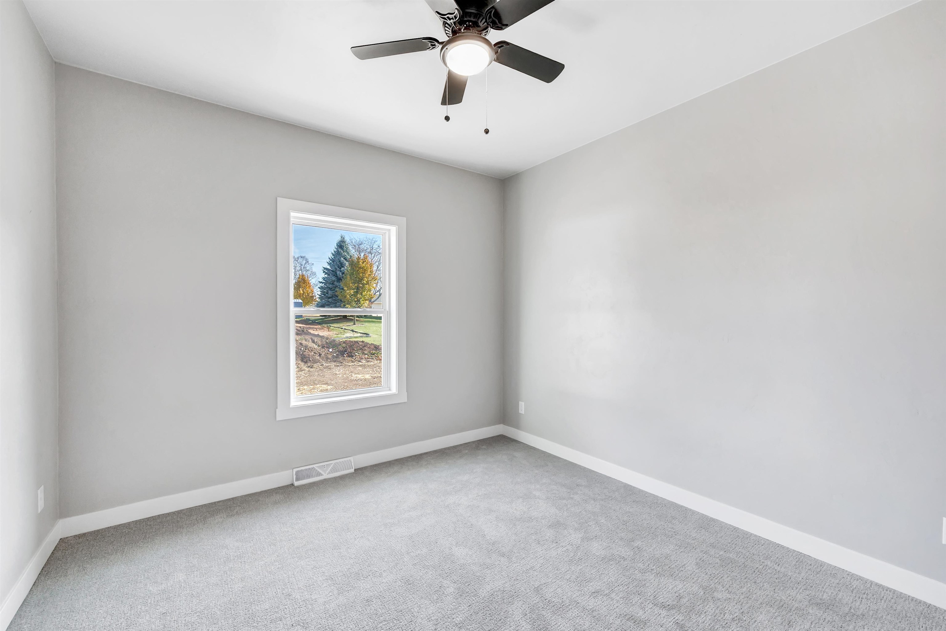 475 Earnhardt Court Green Bay, WI 54311 - Photo 22 of 31