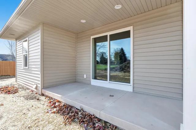 $569,900 | 475 Earnhardt Court, Green Bay, WI 54311